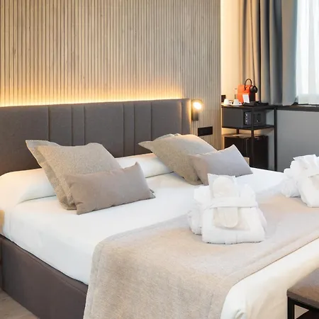 Alexandre Fira Congress Otel 4*