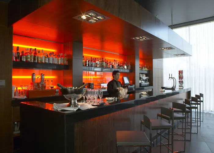 Hotel Alexandre Fira Congress 4*